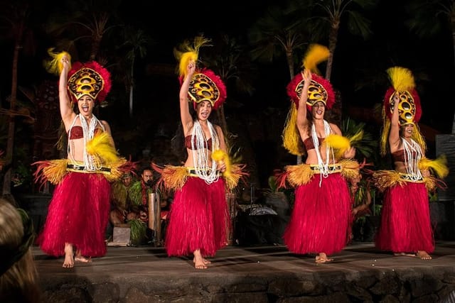 Chief's Hula Dancers